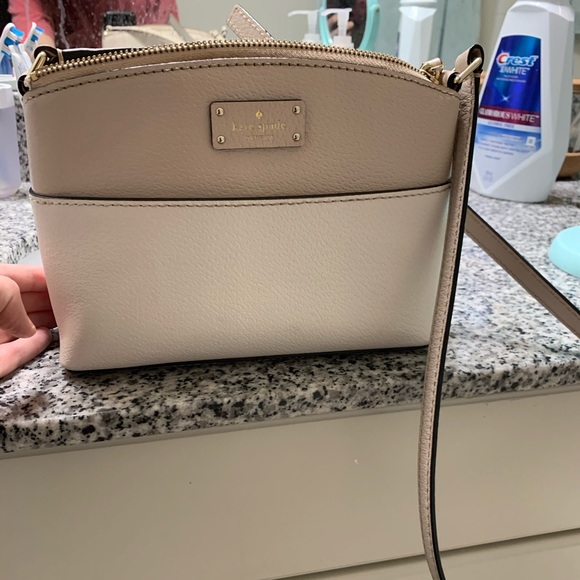 kate spade Handbags - Kate Spade satchel purse